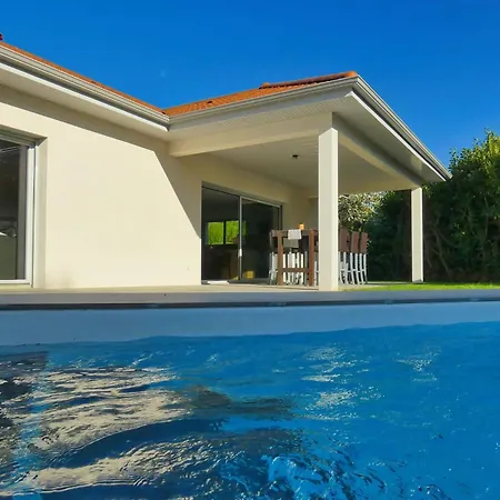 L'hacienda Swimming Pooljacuzzibeach * Charavines